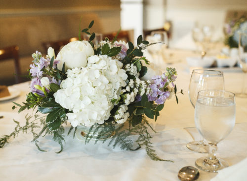 dandie-andie-floral-designs-centrepiece-photo-by-alena-romanovskaya-artvoile-photo-studio